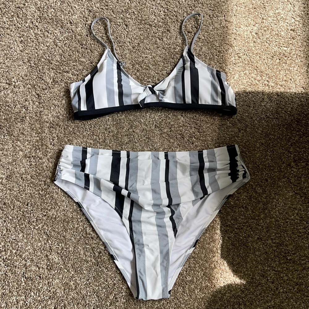 NWT Cupshe Striped Bikini XXL